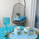 Fifty Shades Of Blue *